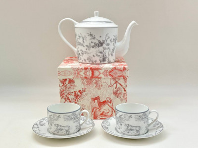 Чайник Dior Toile de Jouy 1л серый (14208)