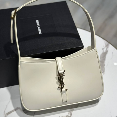 Сумка Yves Saint Laurent 22х16х6 см (17938)