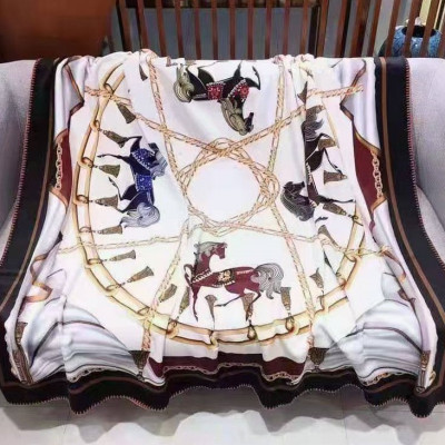 Плед Hermes плюшевый 150х150 / 150х200 / 200х230 см (13941)