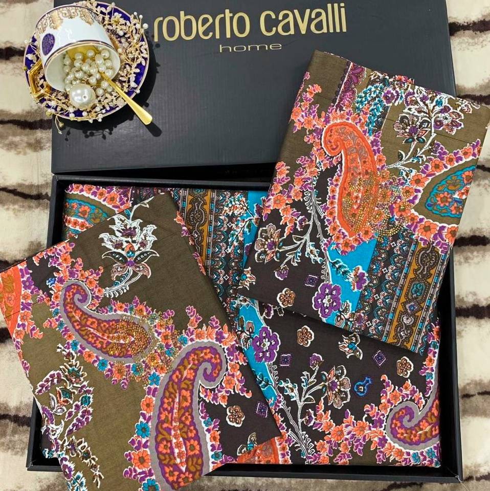 Постельное белье Roberto Cavalli (10646) - купить по цене 19 110 руб. вМоскве EuroFashions