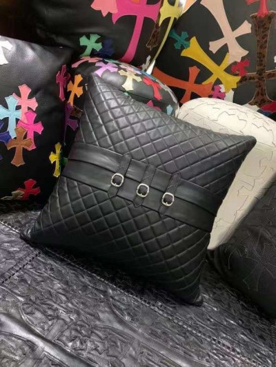 Подушка Chrome Hearts (14346)