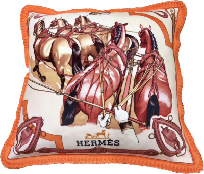 Подушка Hermes Horses Лошади 50х50 см (8451)