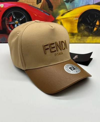 Бейсболка Fendi светло-коричневая с лого (14456)