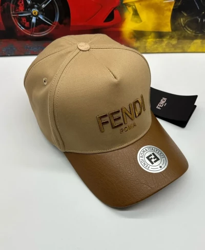 Бейсболка Fendi светло-коричневая с лого (14456)