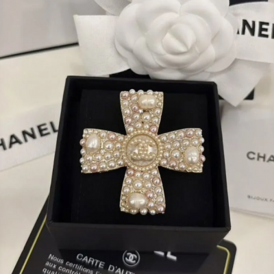 Брошь Chanel (18158)