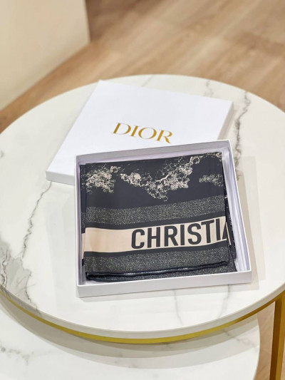 Шелковый платок Christian Dior 90*90см (14864)