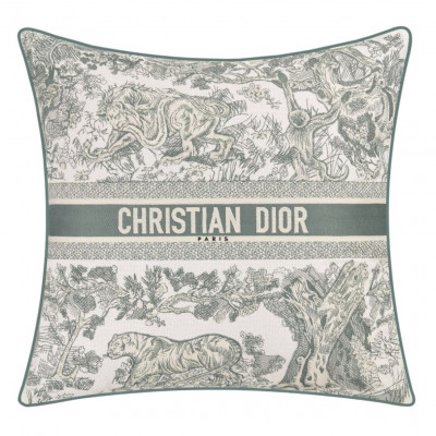 Подушка декоративная Christian Dior 45*45см (15270)