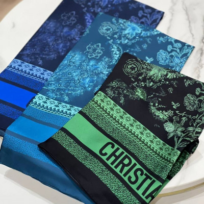 Платок Christian Dior 90*90см (13486)