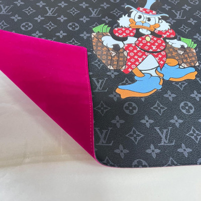 Коврик на письменный стол Louis Vuitton 42х57 см (12688) фиолет.