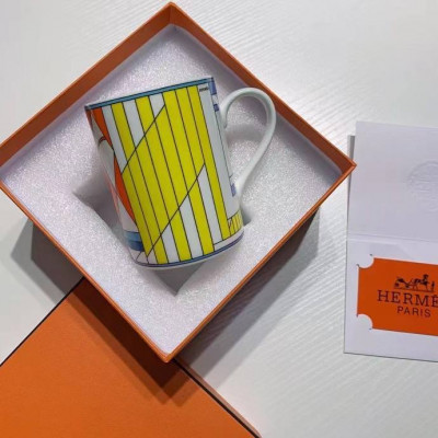 Кружка Hermes Promenade au Faubourg 300 мл 12597