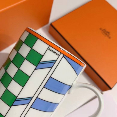 Кружка Hermes Promenade au Faubourg 300 мл 12599