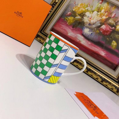 Кружка Hermes Promenade au Faubourg 300 мл 12599